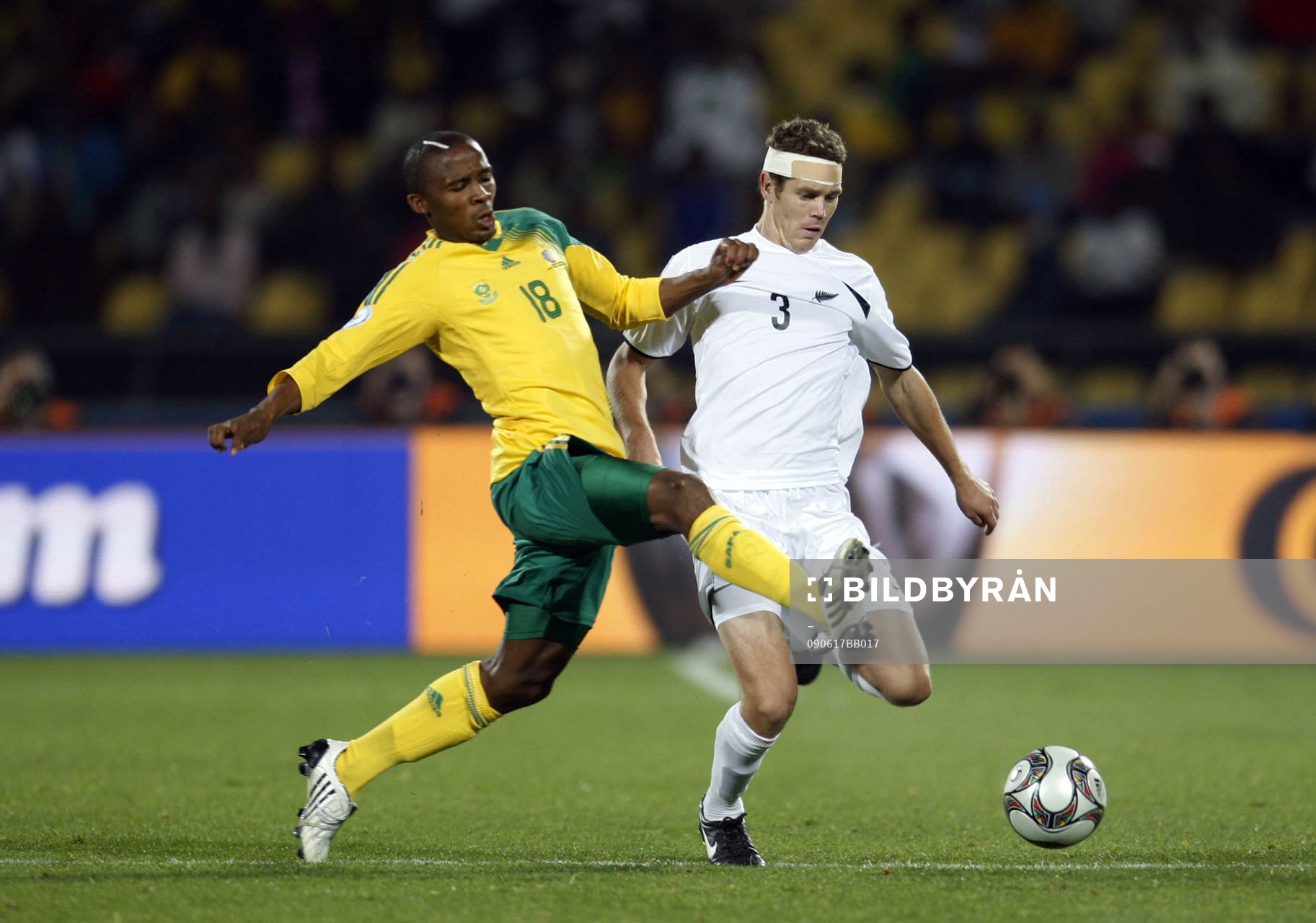 Thembinkosi Fanteni, Sydafrika och Tony Lochhead, Nya