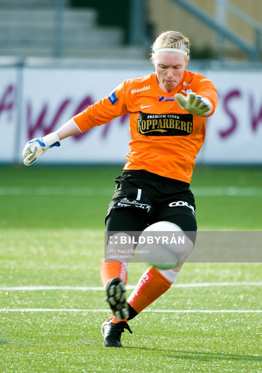 Hedvig Lindahl, målvakt