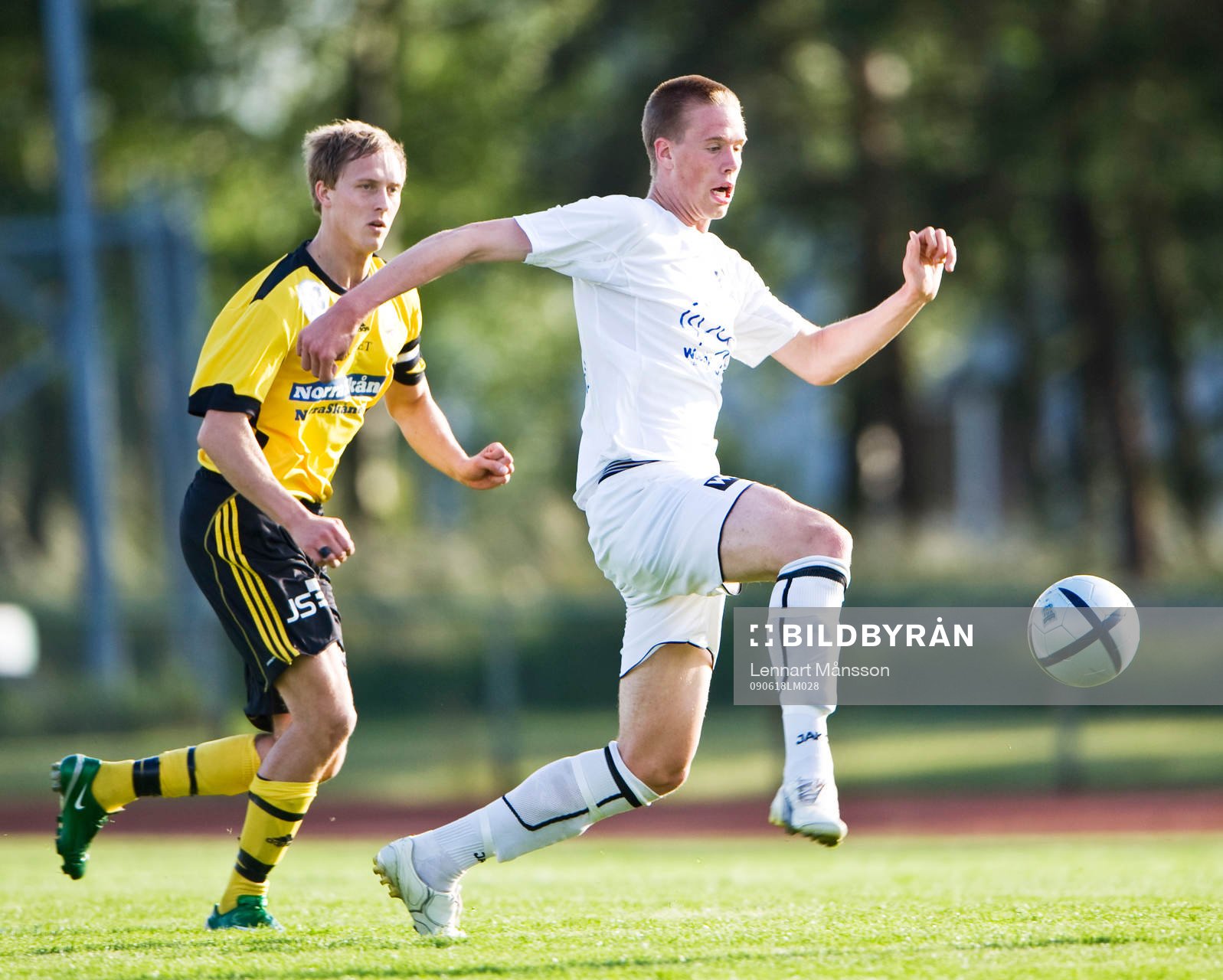 Patrik Jansson steget före Bobby Alm Nilsson