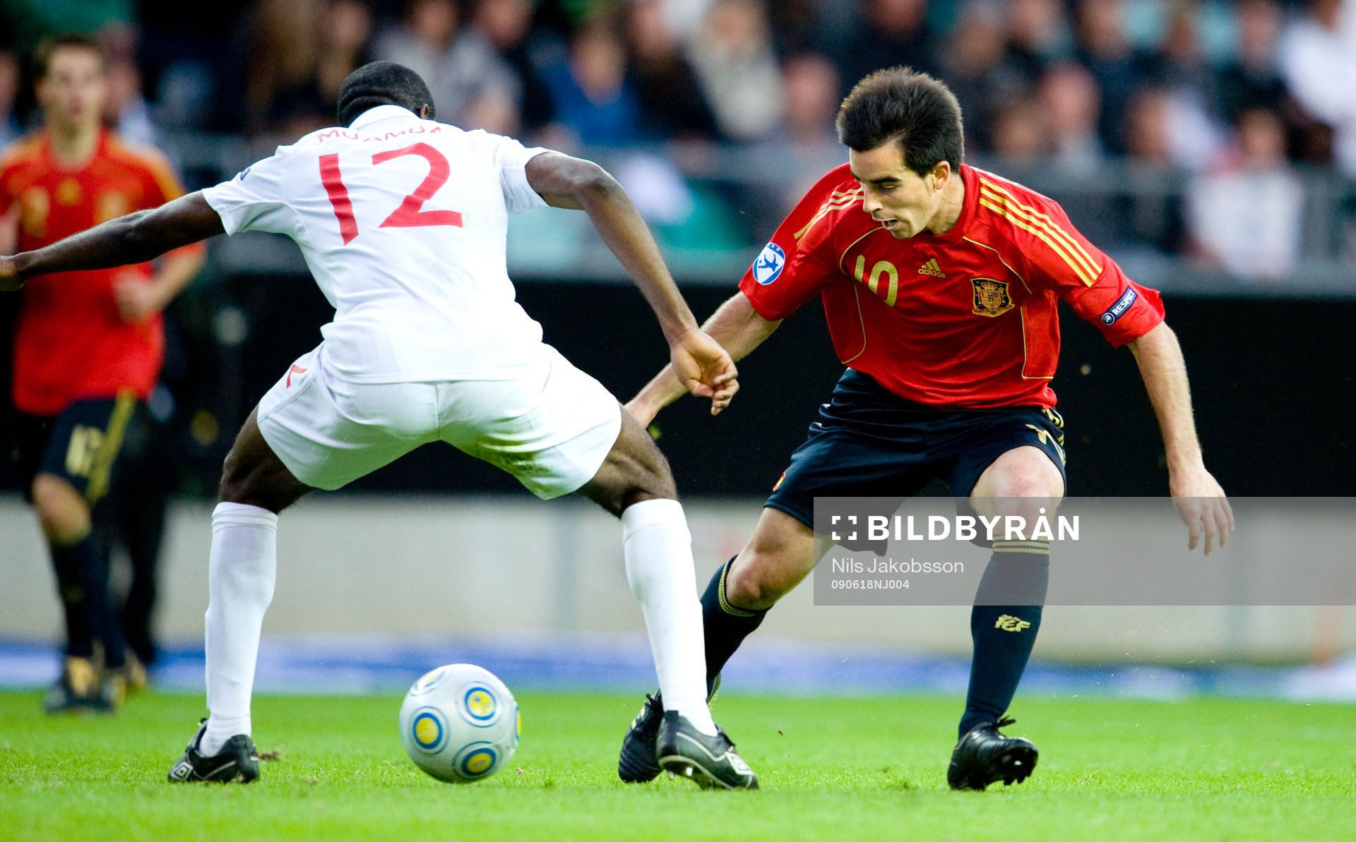 Jurado, Spanien slår en tunnel på Fabrice Muamba, England