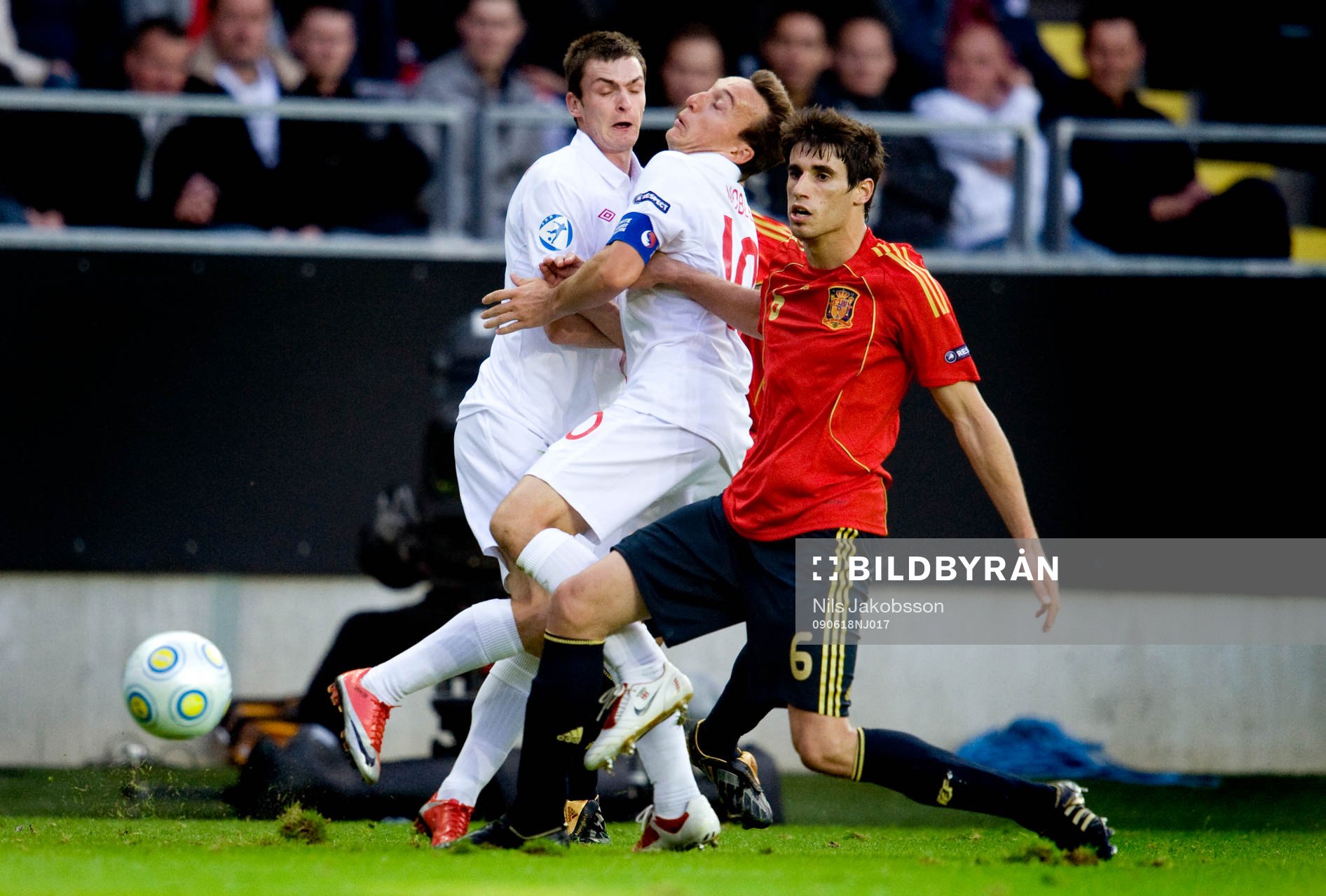 Adam Johnson, Mark Noble, England, Javi Martinez, Spanien