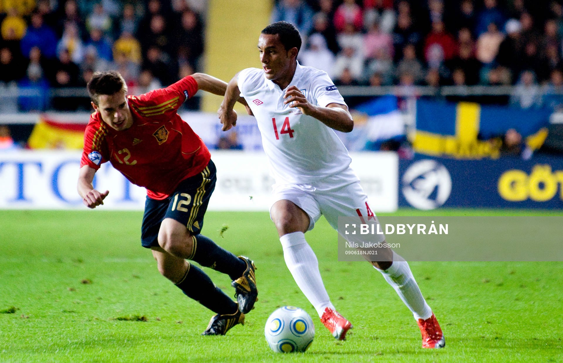 César Axilicueta, Spanien, Theo Walcott, England
