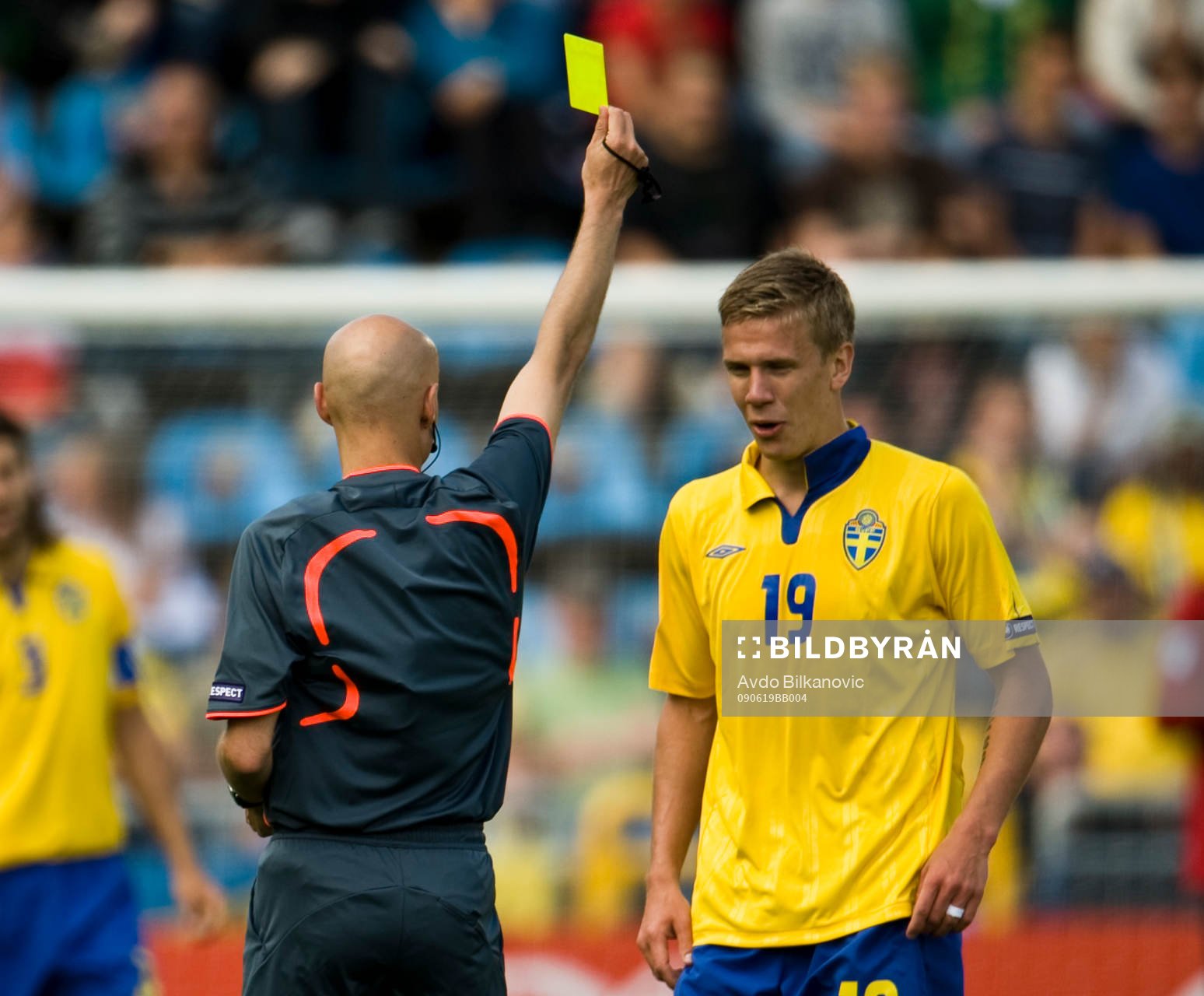 Pontus Wernbloom, Sverige, gult kort, varning av Tony
