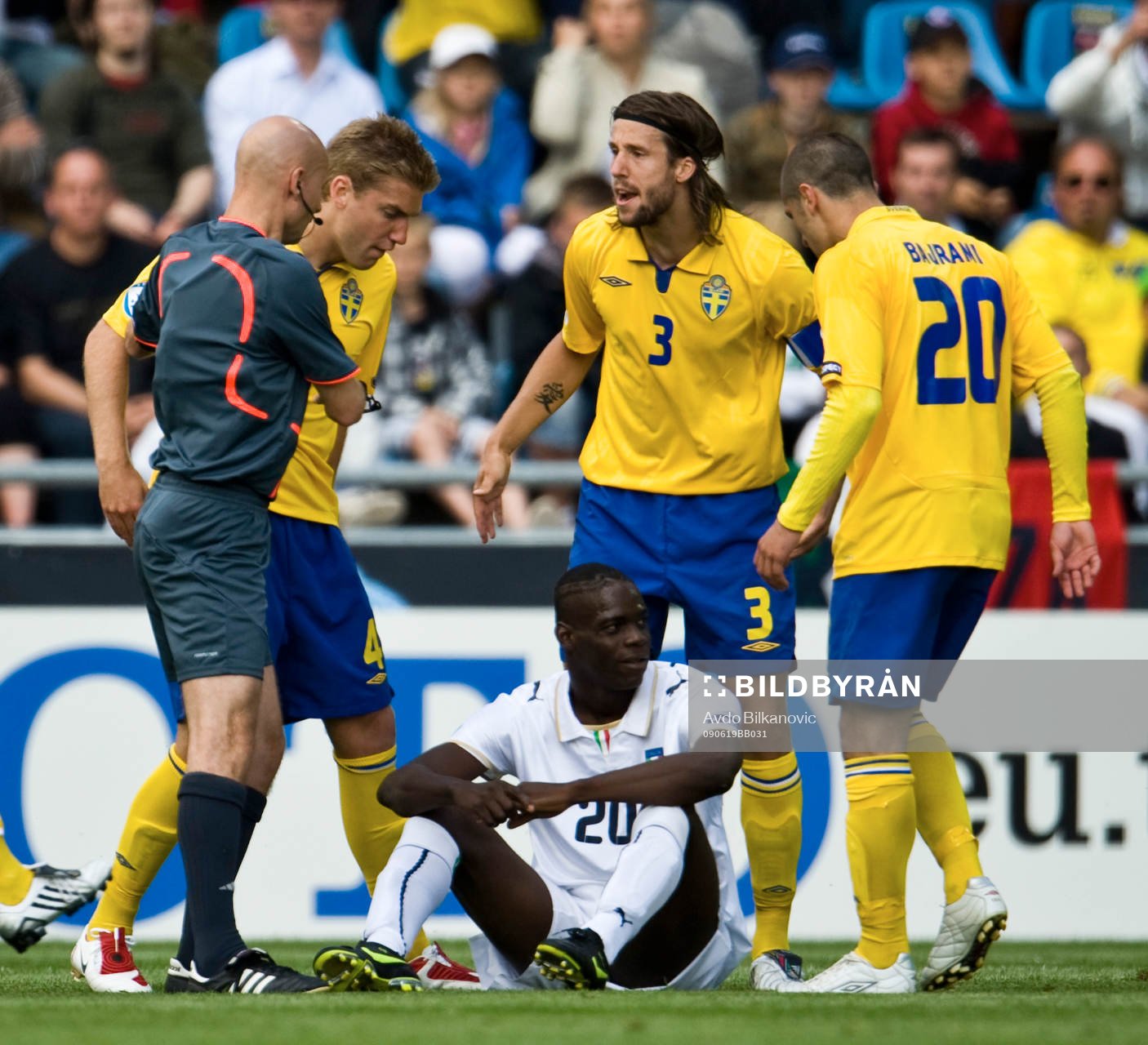 Rasmus Bengtsson, Mattias Bjärsmyr och Emir Bajrami,