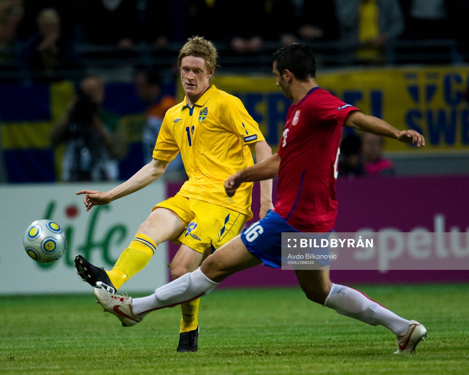 Rasmus Elm, Sverige, Jagos Vuckovic, Serbien