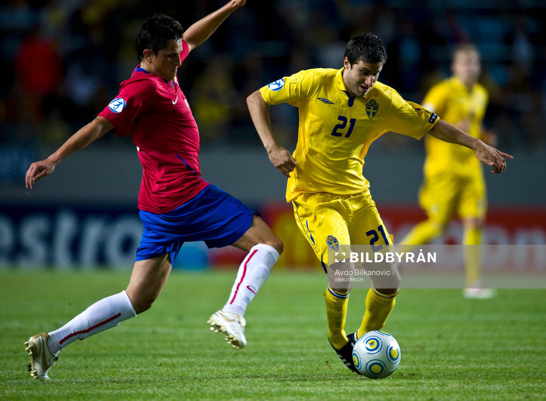 Gabriel Özkan, Sverige
