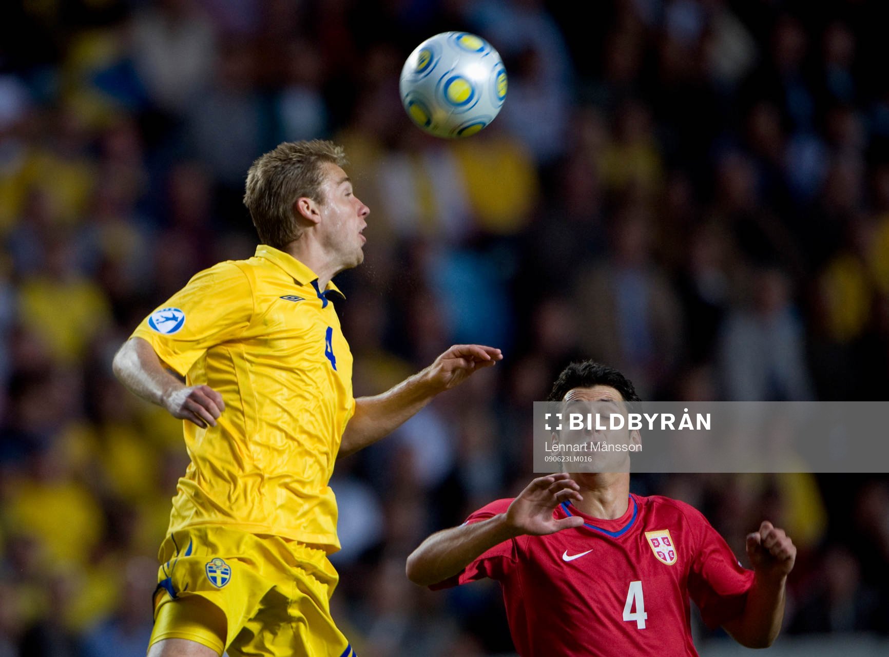 Rasmus Bengtsson och Gojkom Kacar. Nick