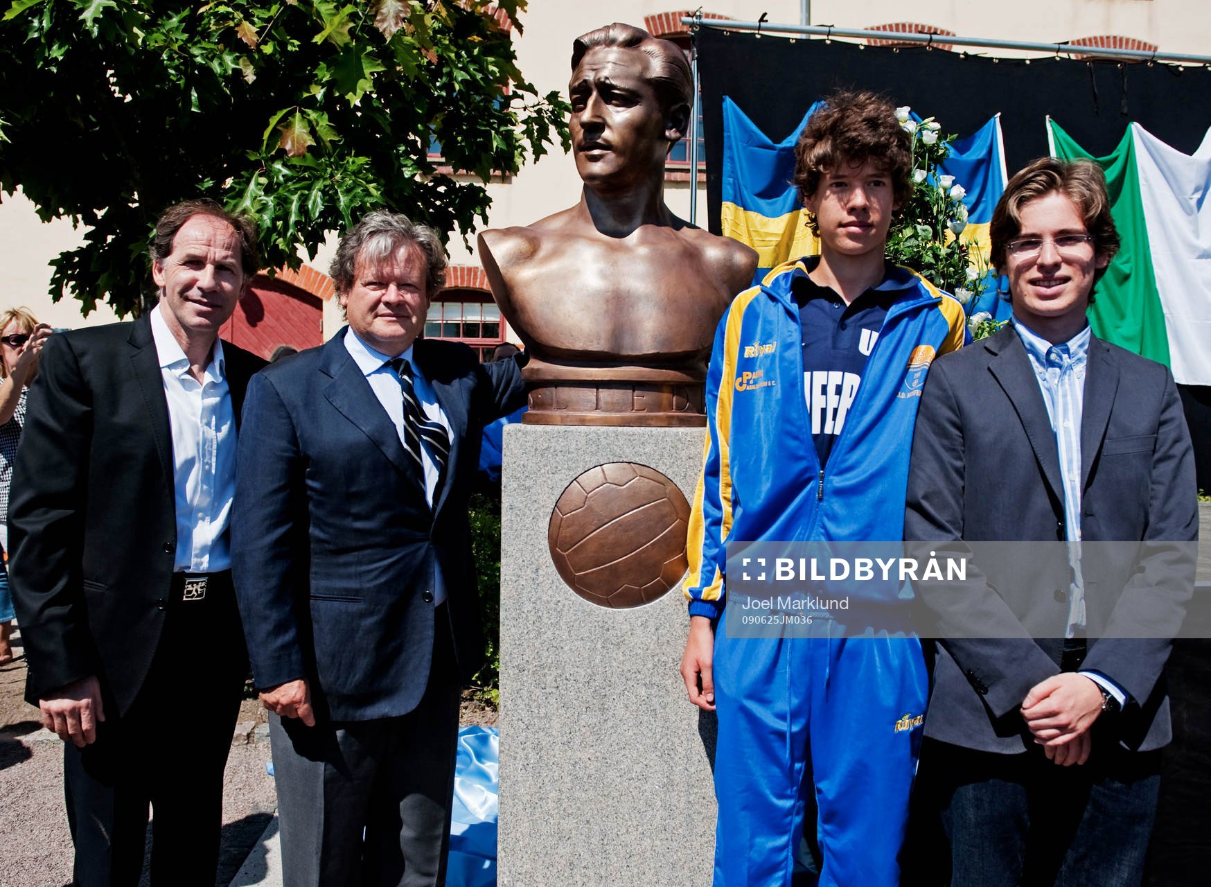  Franco Baresi står tillsammans med Carlo, Paolo och Andrea Liedholm.
