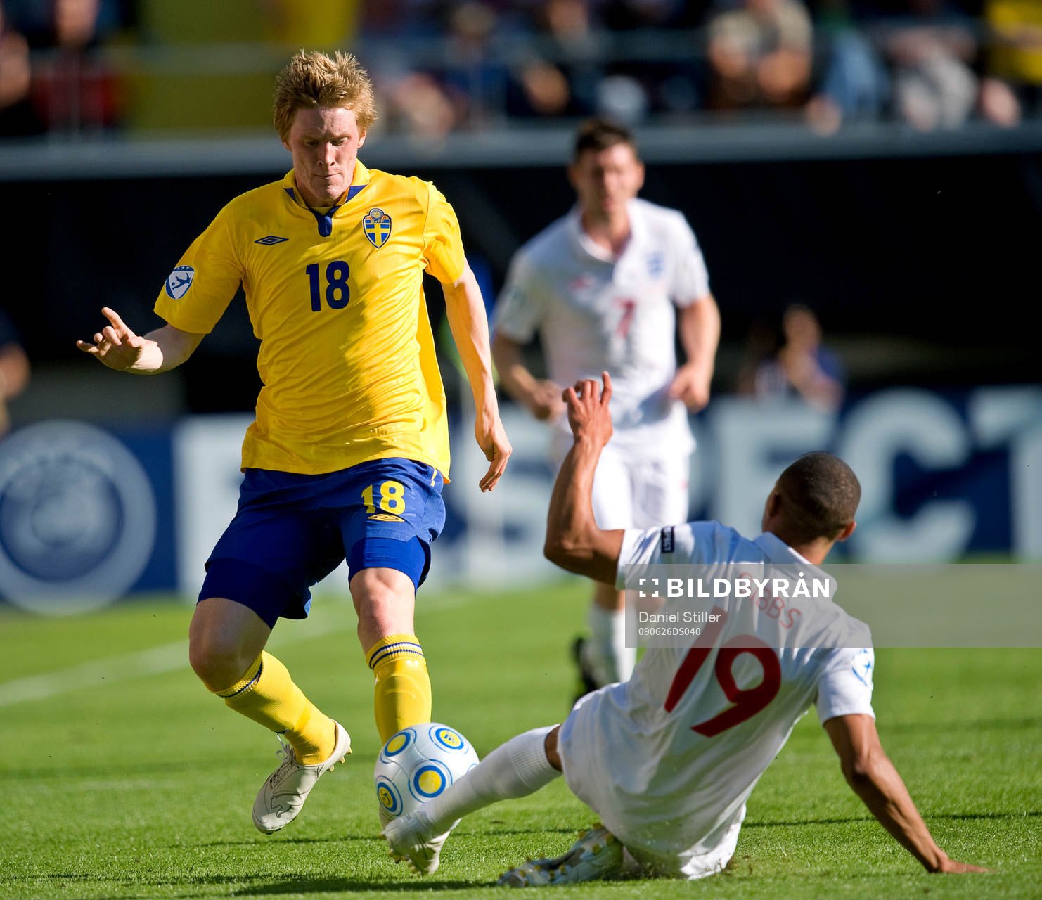 Rasmus Elm, Sverige och Kieran Gibbs, England