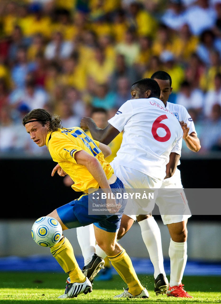 Gustav Svensson, Sverige, Nedum Onuoha, England