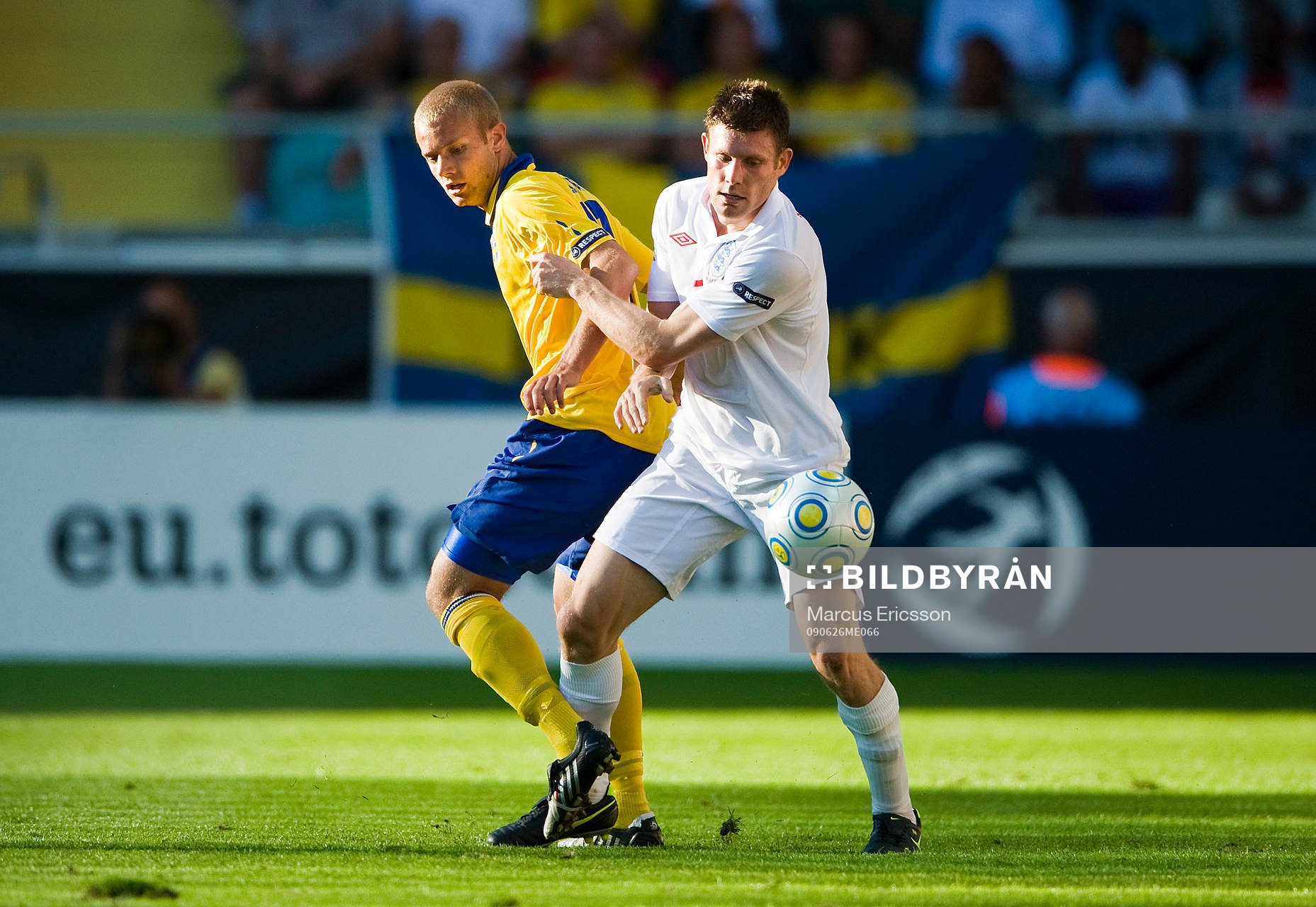 Robin Söder, Sverige och James Milner, England