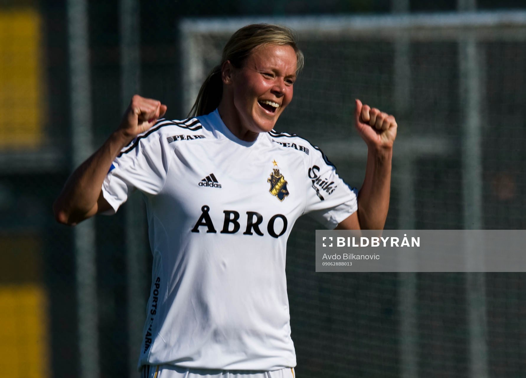 Laura Östberg Kalmari, AIK, jubel