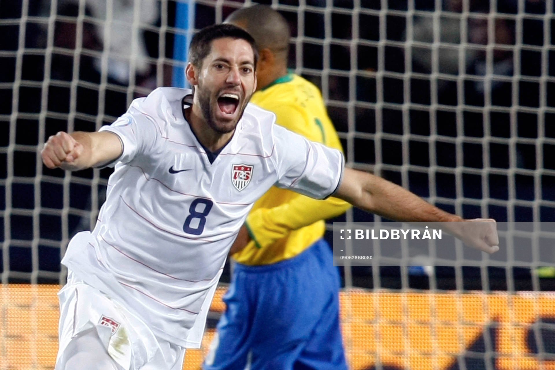 Clint Dempsey, glädje och jubel över första målet för