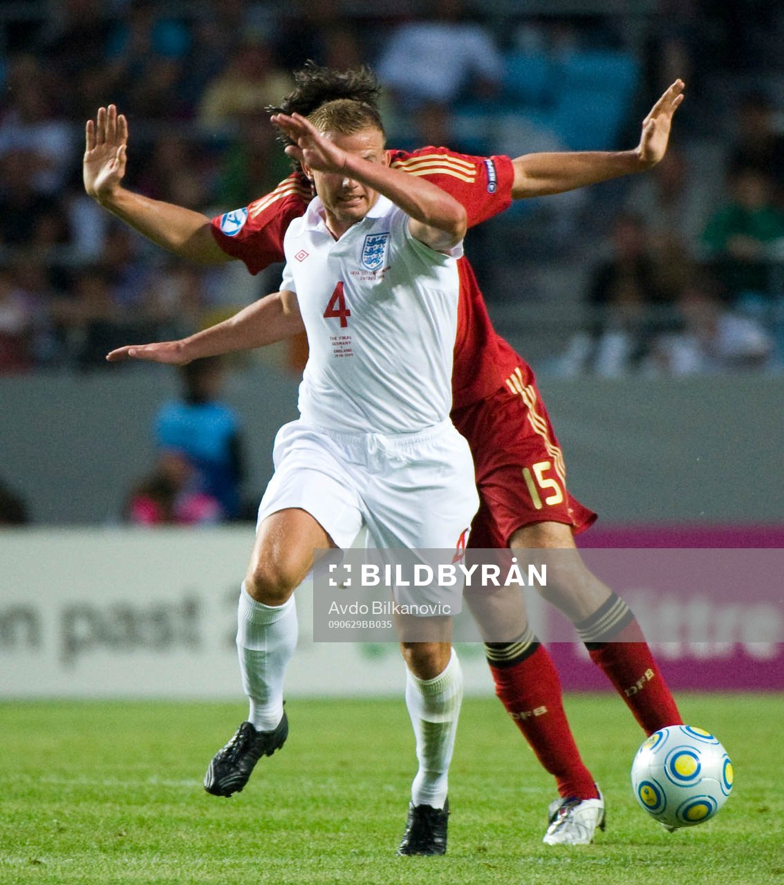Lee Cattermole, England, Mats Hummels, Tyskland