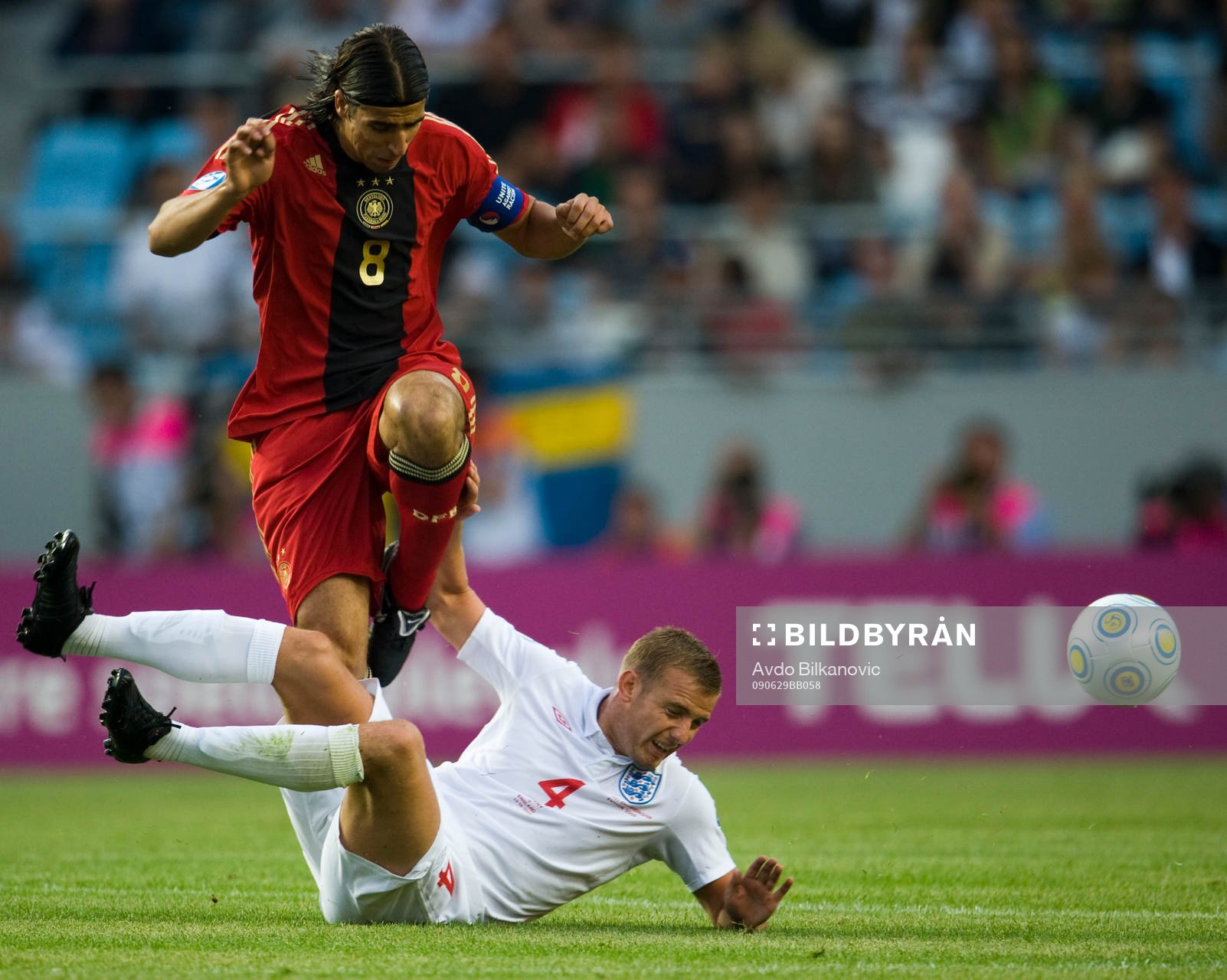 Sami Kehdira, Tyskland, Lee Cattermole, England