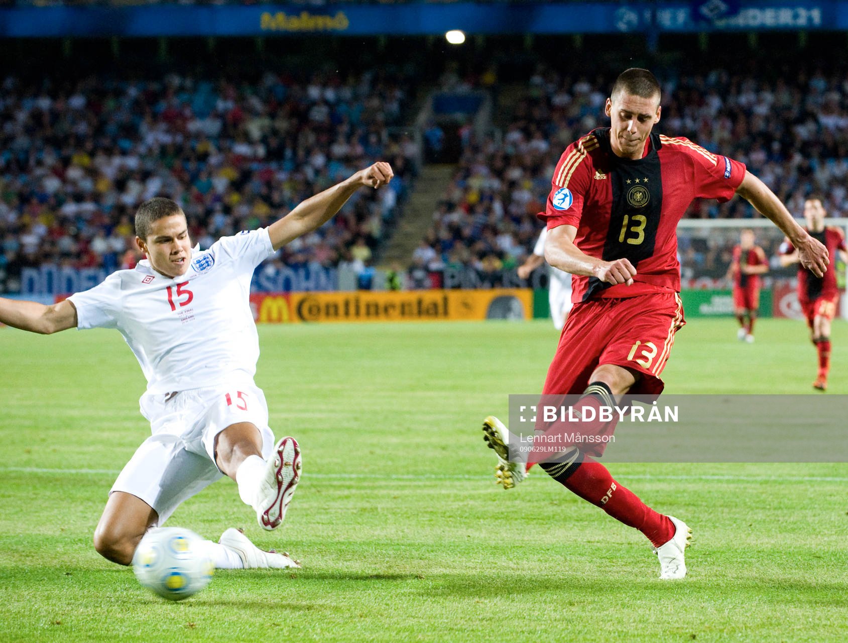 3-0 Sandro Wagner