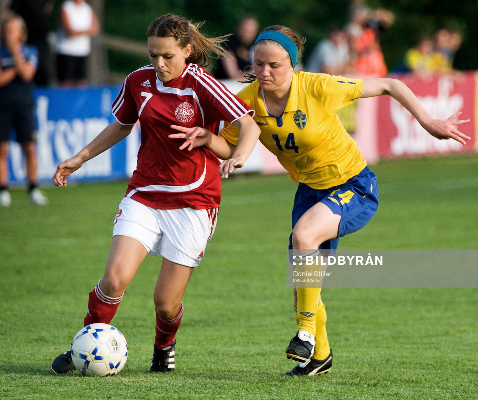 Madelene Ersson, Sverige. Sasha Ryvang, Danmark
