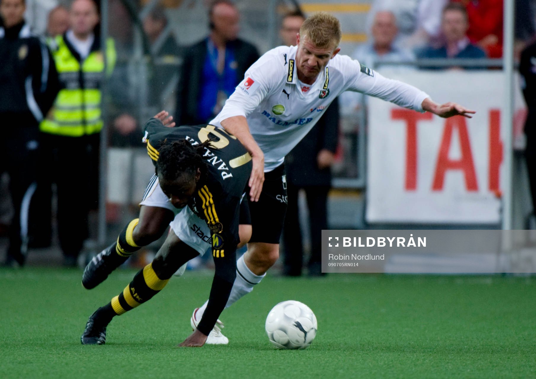 Martin Kayingo-Mutumba, AIK mot Michael Almebäck, Örebro