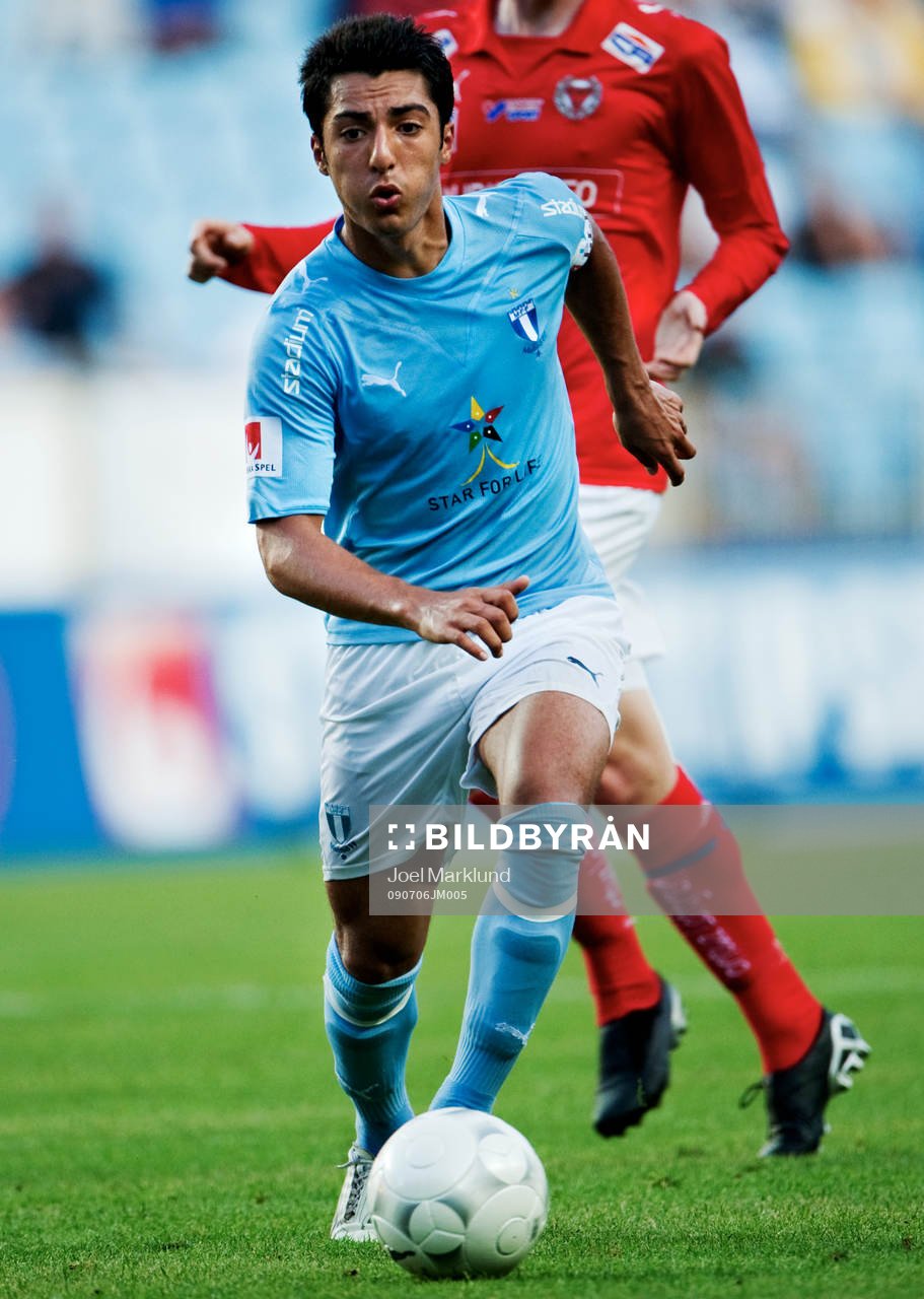 Jiloan Hamad, Malmö FF, avancerar mot mål