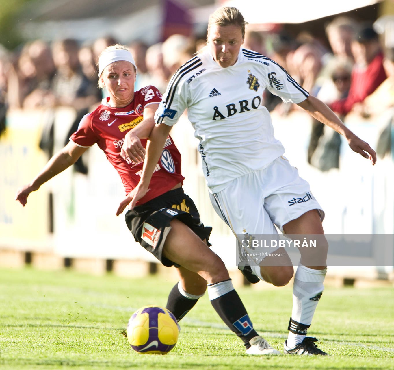 Gudny Björk Odinsdottir, Kristianstad och Laura Österberg