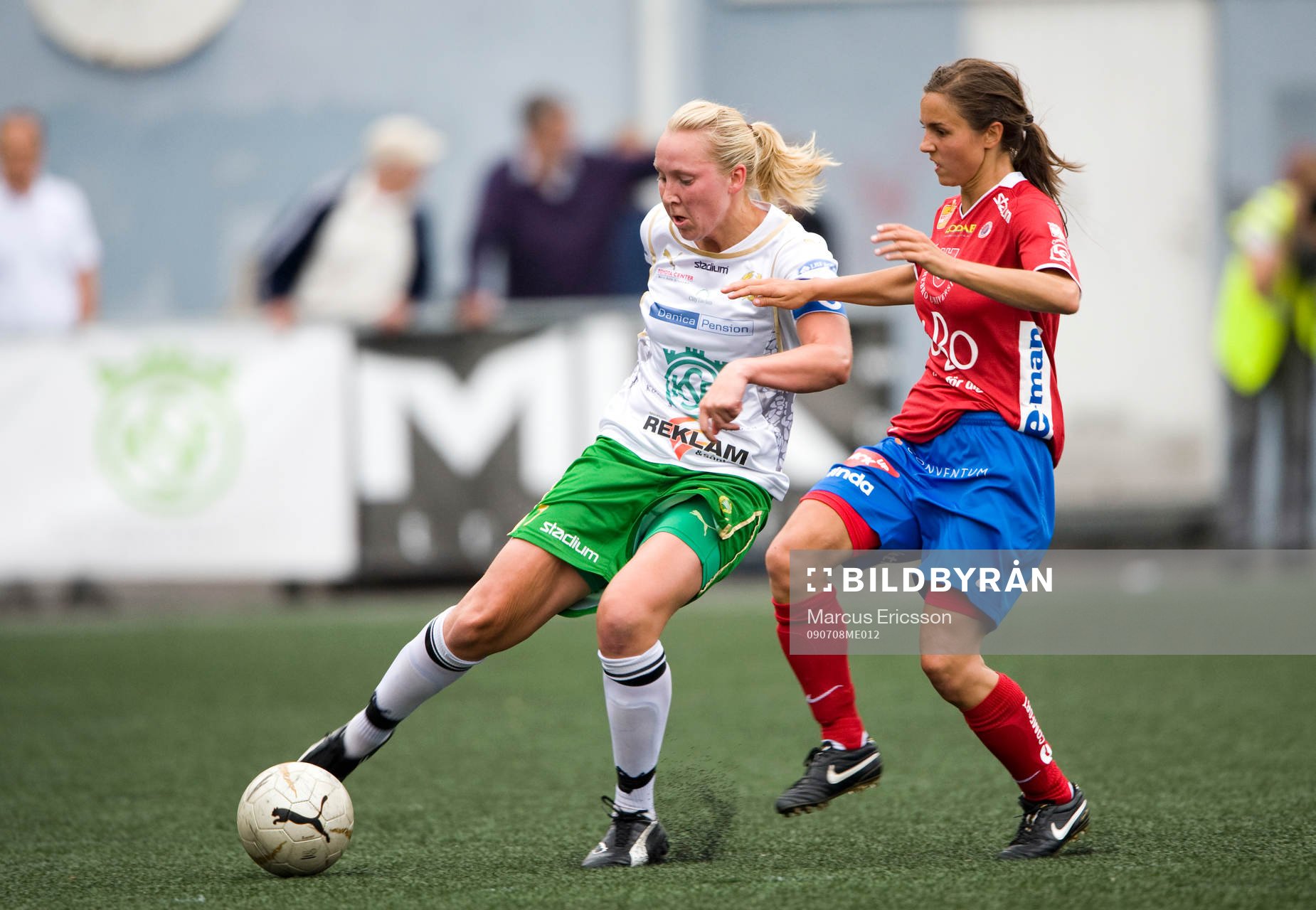 Fotboll, Dam, Dallsvenskan, Hammarby - Örebro: Maria Nordebrant, Örebro och Karin Lissel, Hammarby