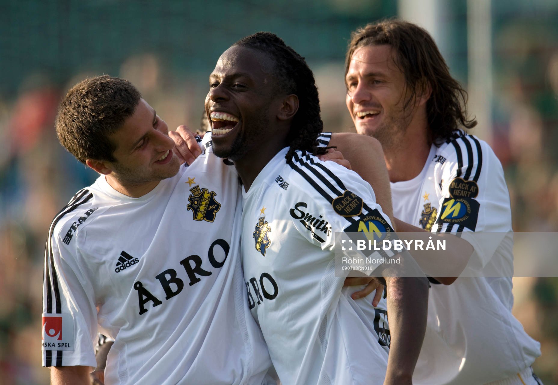 1-2 till AIK tack vare Martin Kayongo-Mutumba. Jubel,