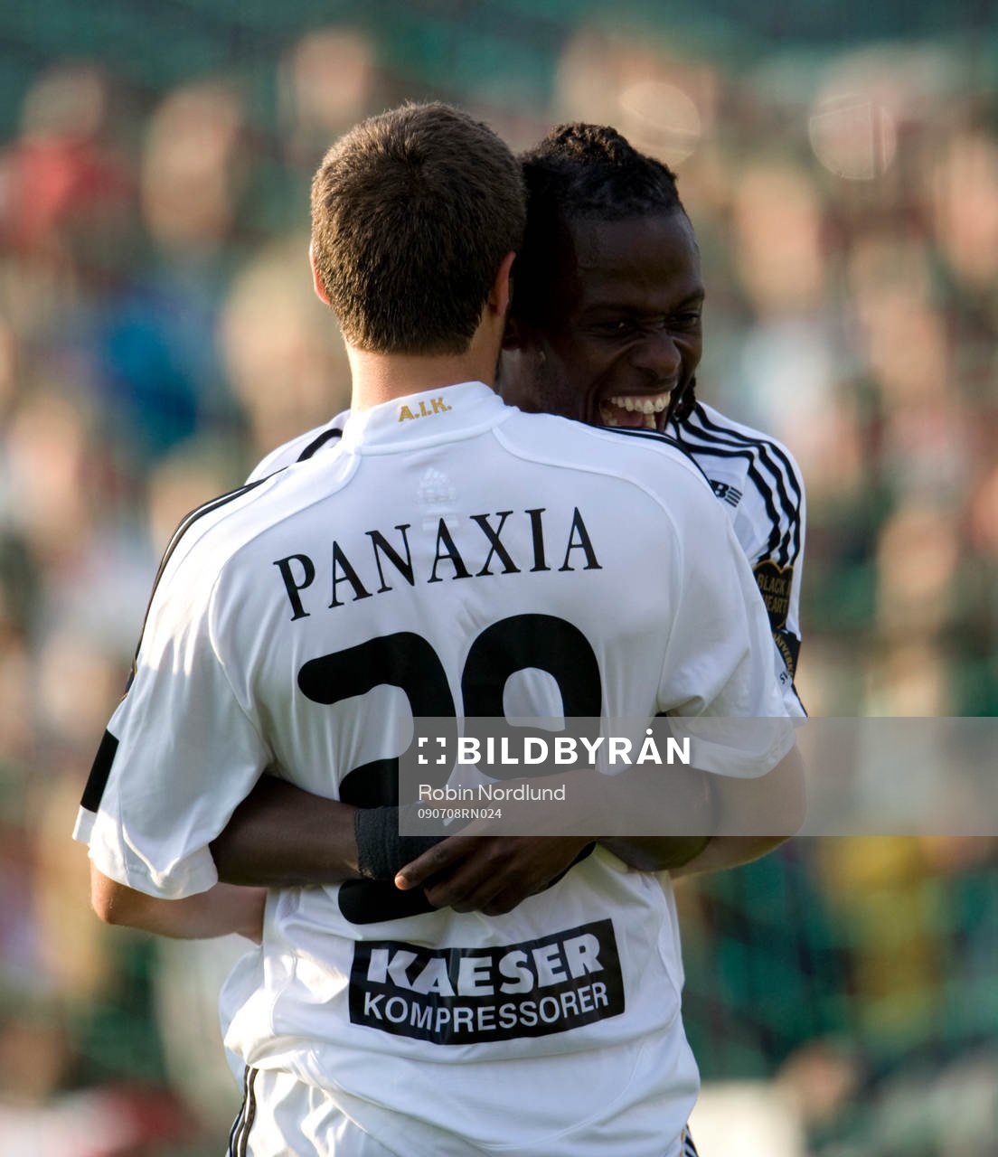 1-2 till AIK tack vare Martin Kayongo-Mutumba. Jubel,