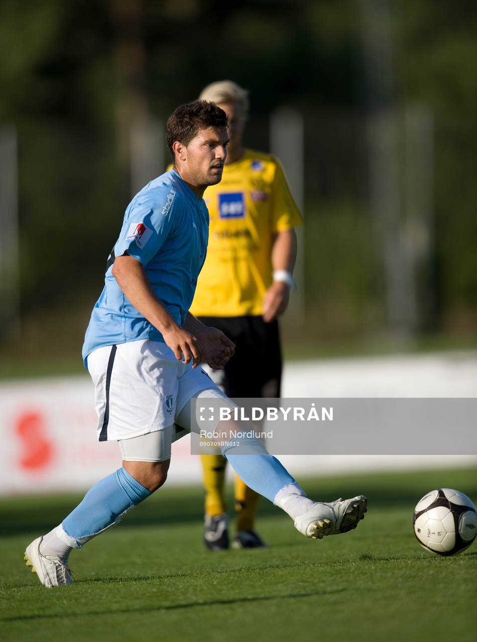 Labinot Harbuzi, Malmö FF