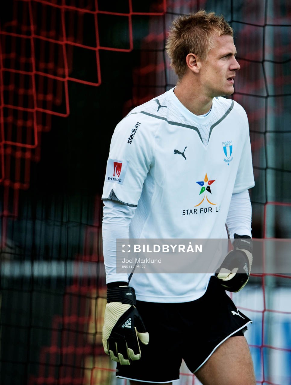 Johan Dahlin, målvakt