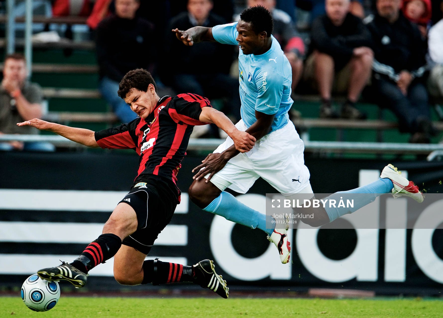 Mauricio Albornoz, Brommapojkarna, stoppar Edward Ofere,