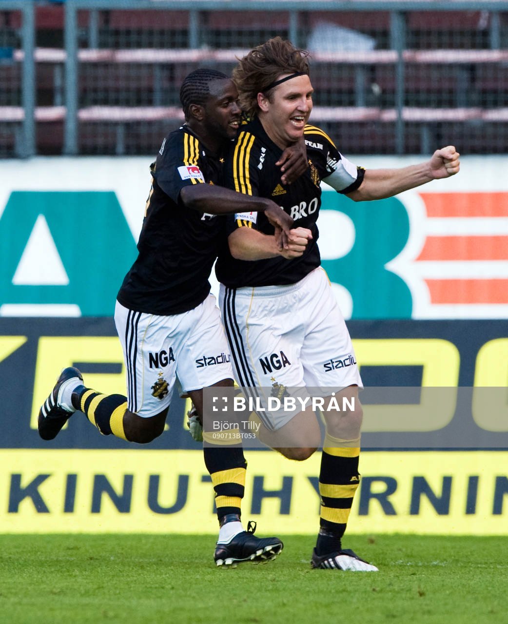 Dulee Johnson och Nils-Eric Johansson, AIK, jubel