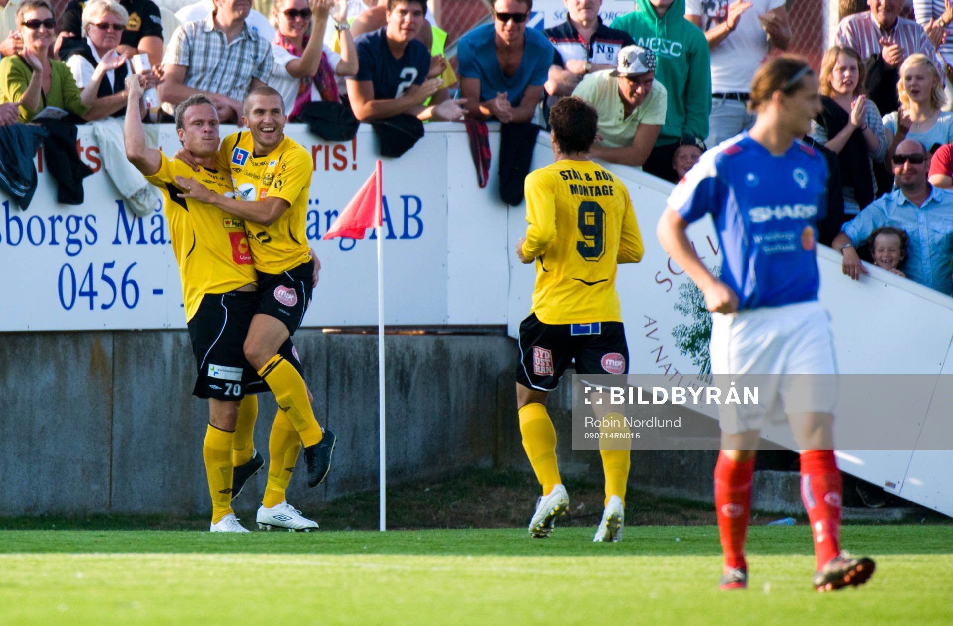 Marcus Ekenberg och Mjällby jubel