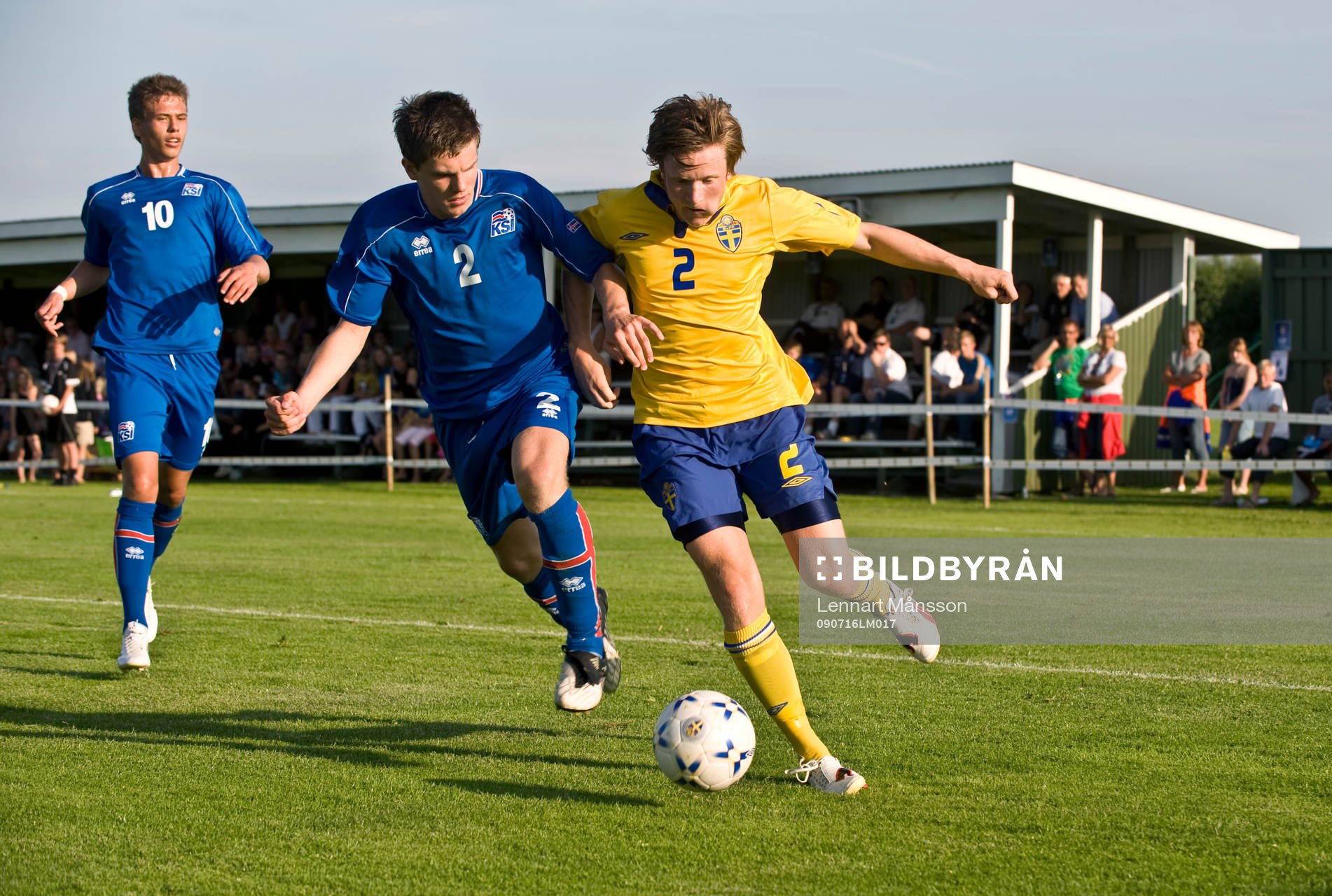 Brynjar Asgeir Gundmunsson, Island och Mattias Johansson,