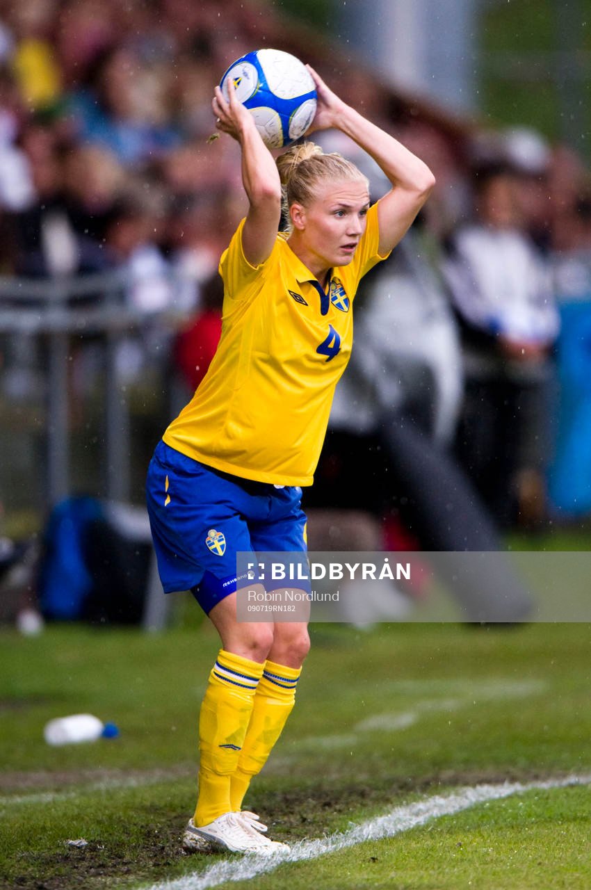 Anna Paulsson, inkast