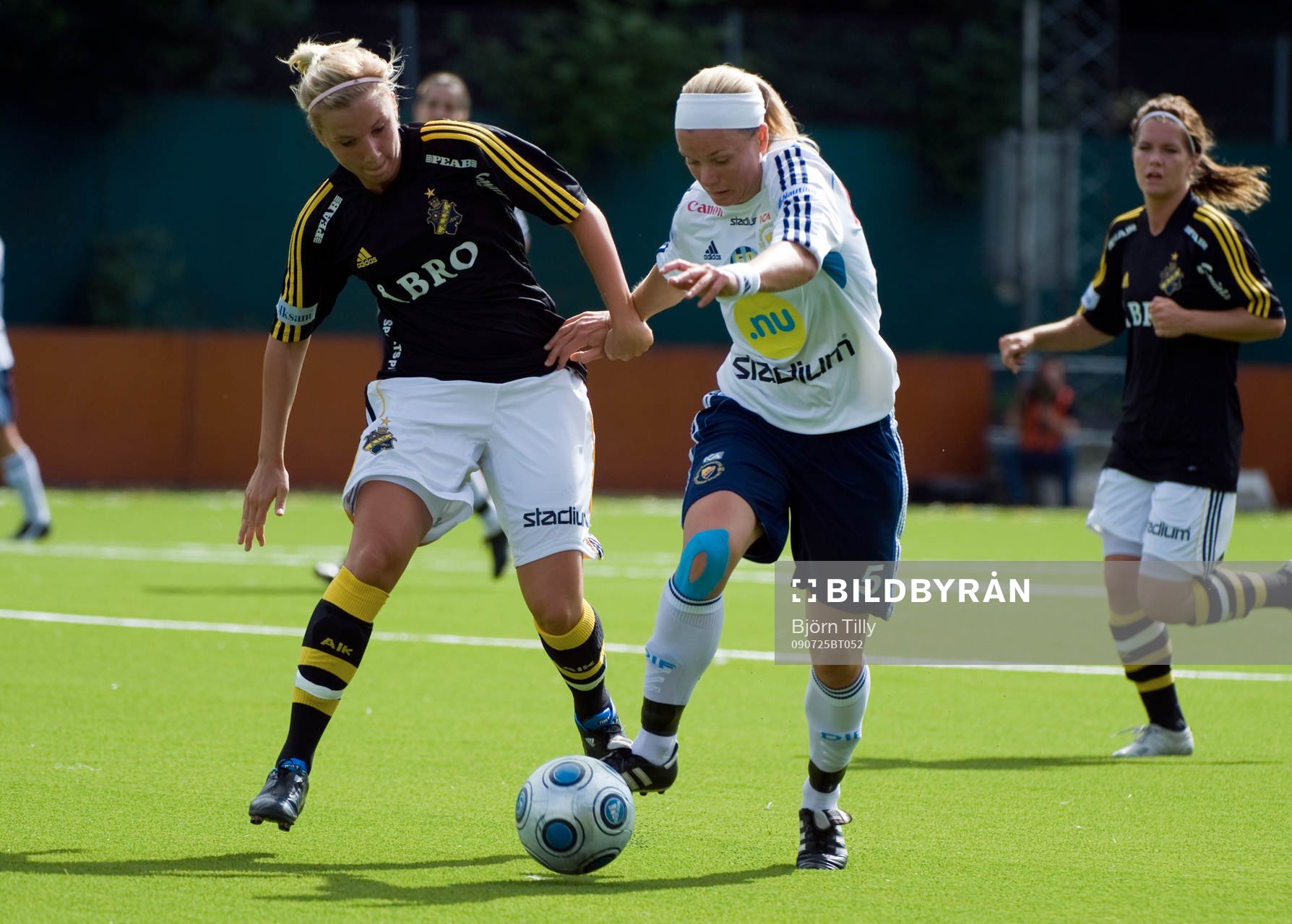 Louise Fors, AIK och Sara Thunebro, Djurgården