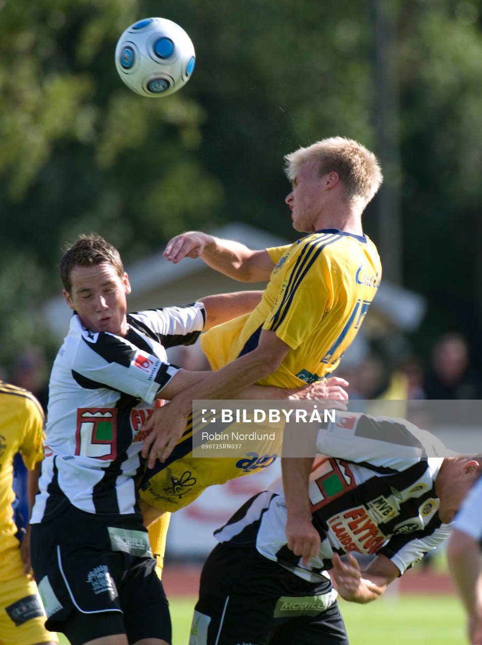 Robin Nilsson, Ängelholm i mitten trycks till när han ska