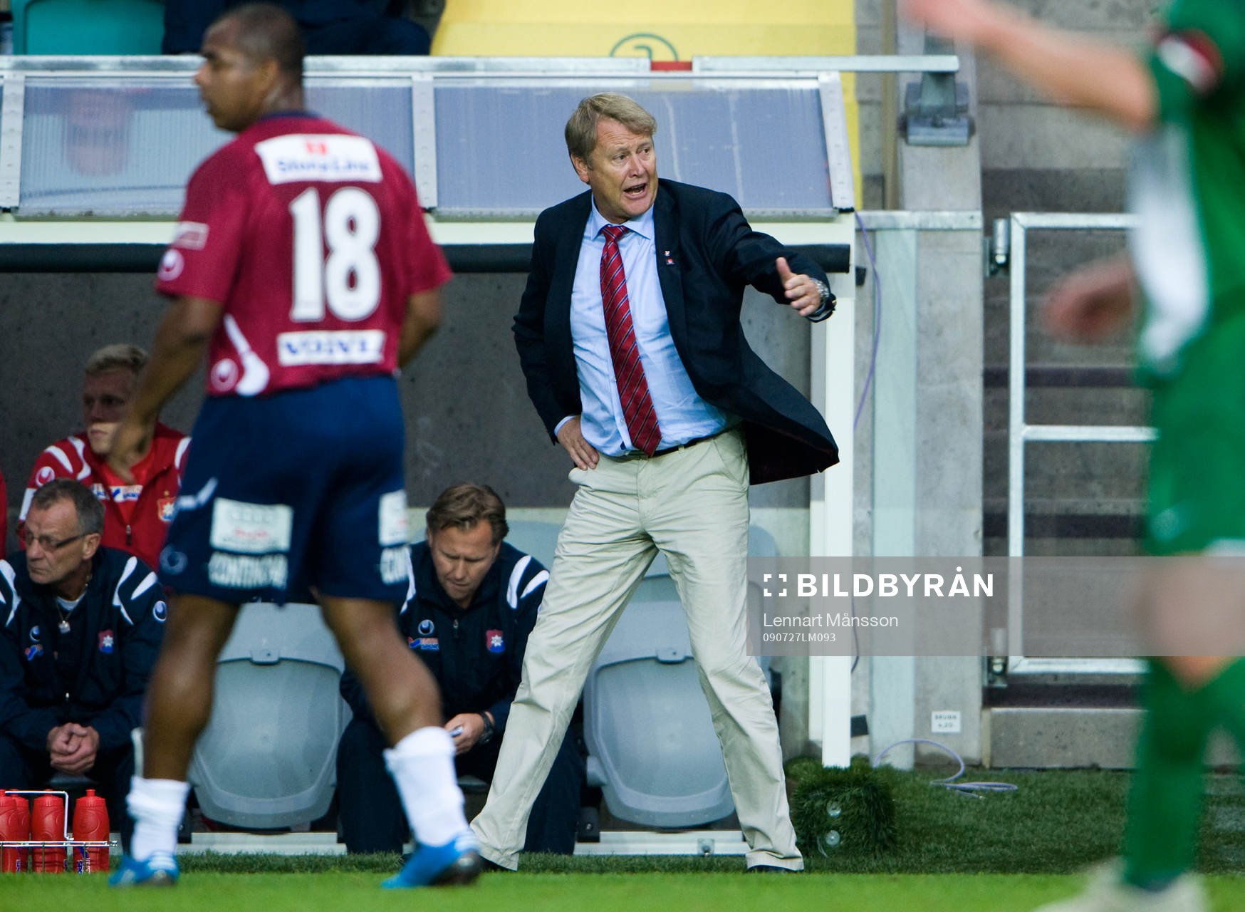 Åge Hareide, tränare, Örgryte, manar på Alvaro Santos