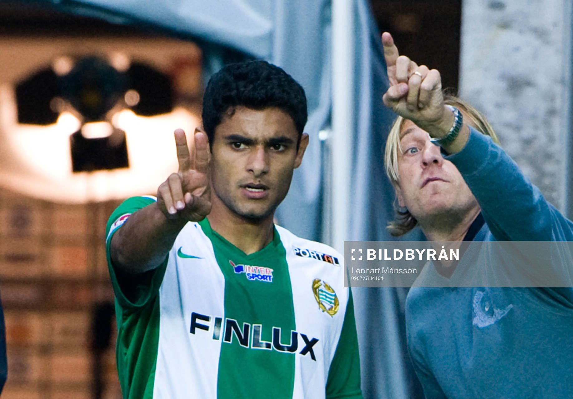 Nye brassen Rafael får instruktioner av Tony Gustavsson