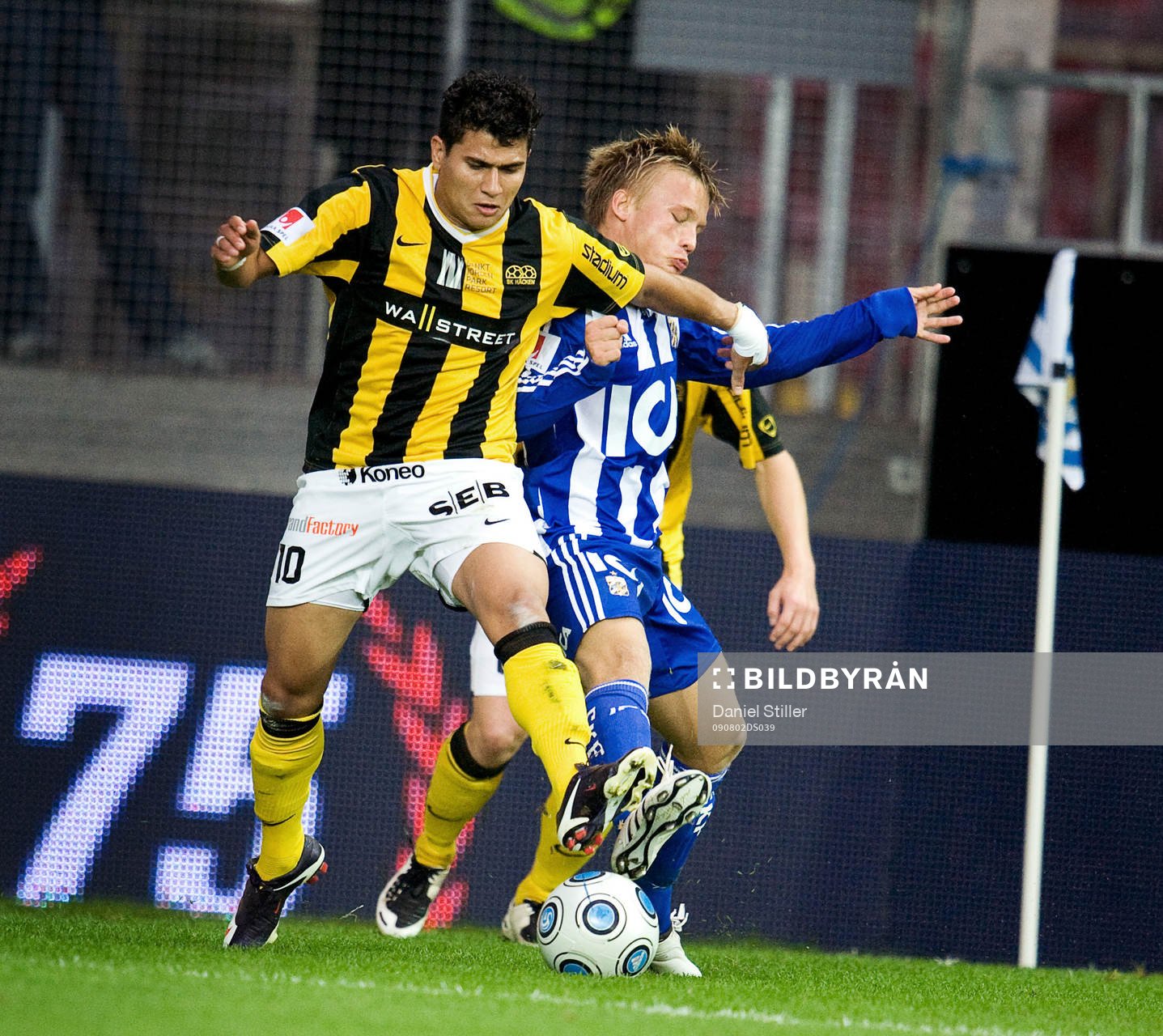 Paulinho, Häcken. Niklas Bärkroth, IFK Göteborg