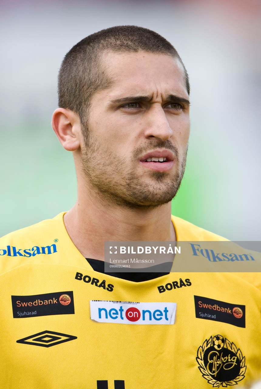 Emir Bajrami, porträtt