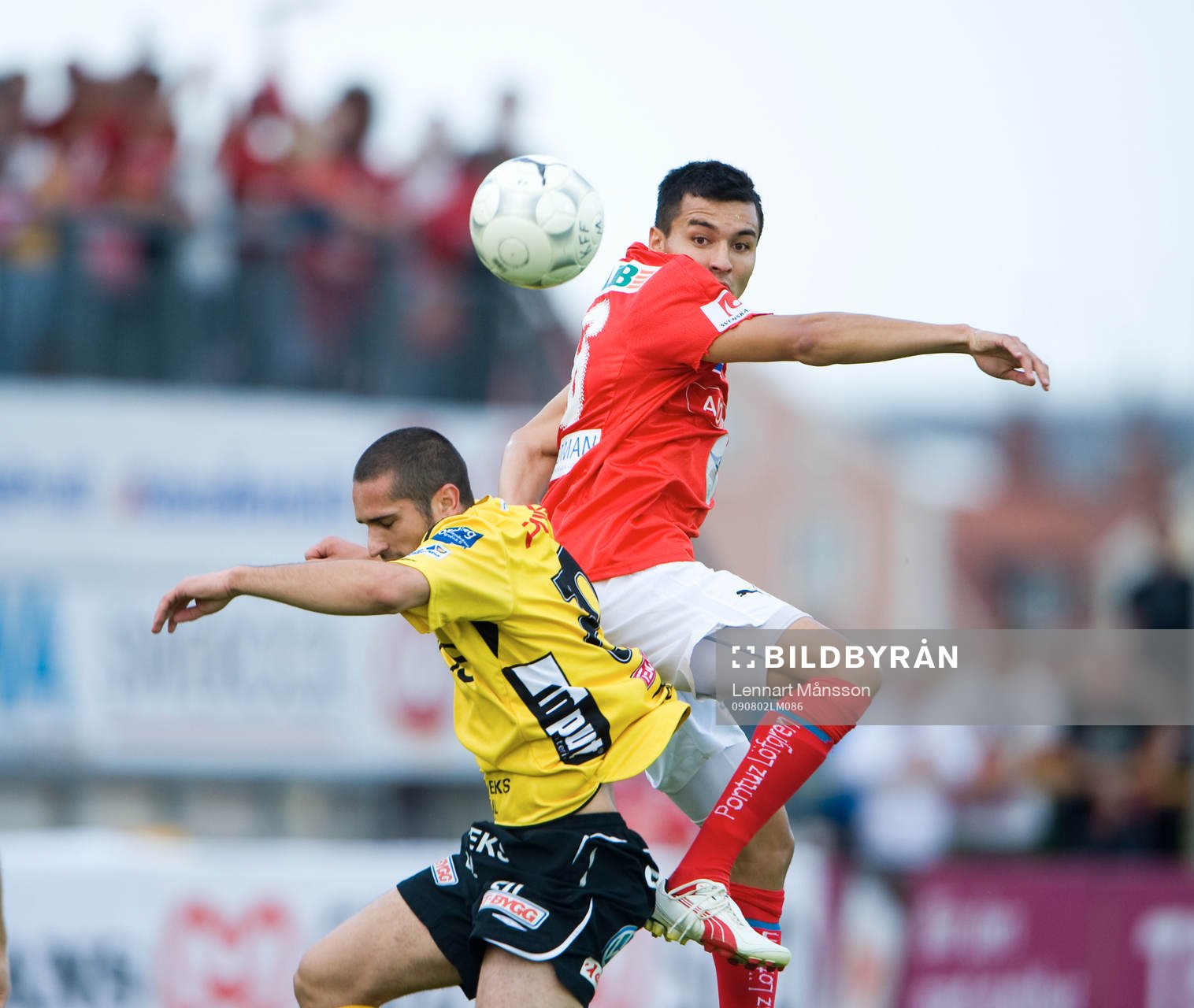 Emin Nouri mot Emir Bajrami