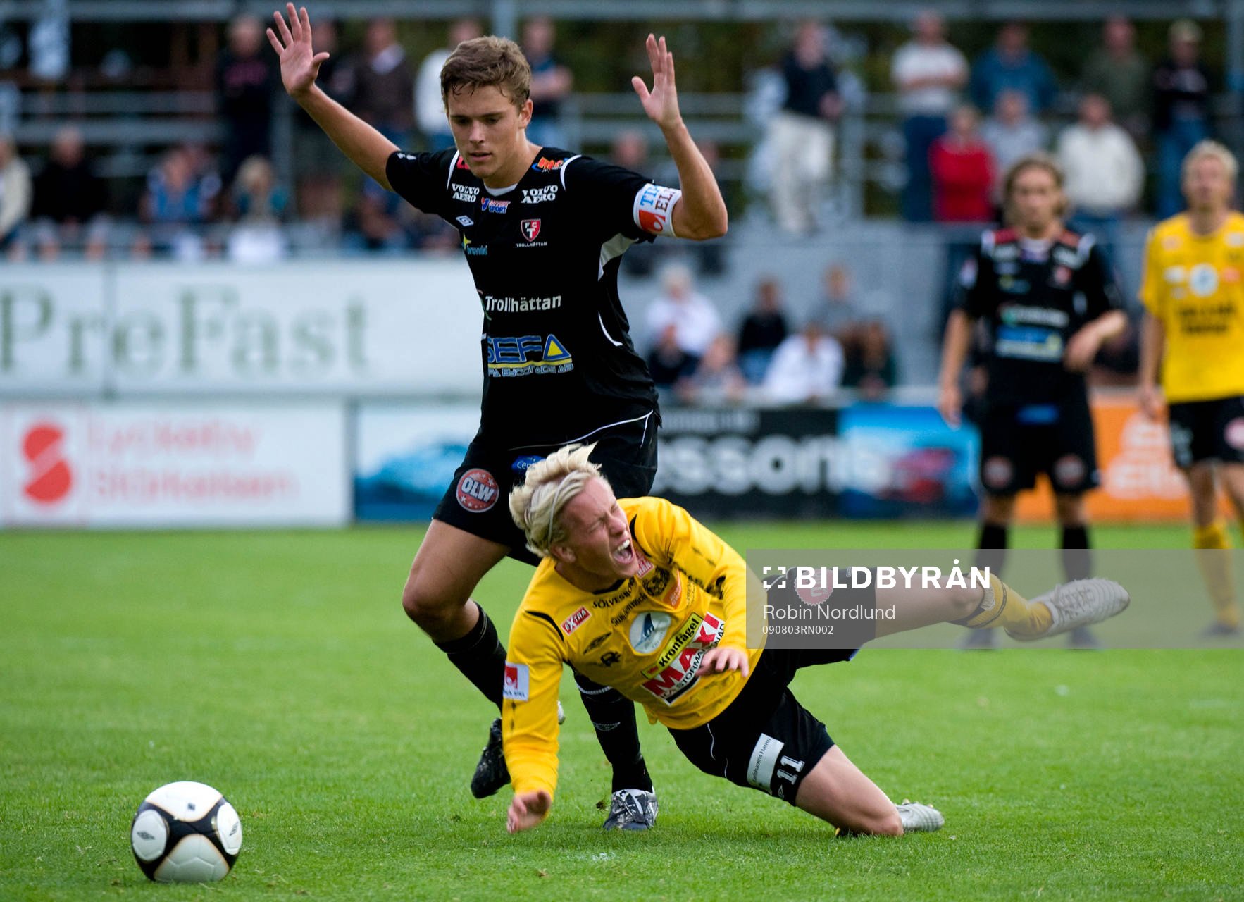 Tom Pettersson, Trollhättan fäller Adam Berner, Mjällby