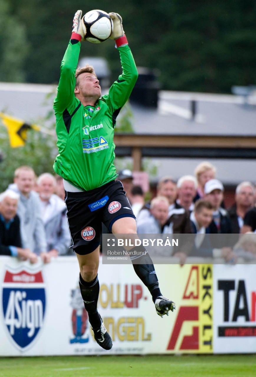 Tobias Wennergren, Målvakt Trollhättan