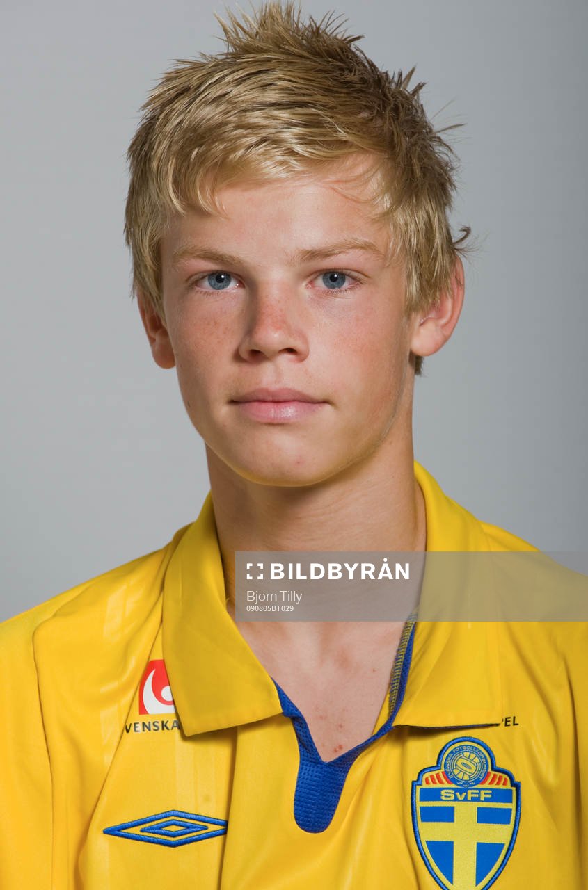 Anton Agebjörn, Sverige