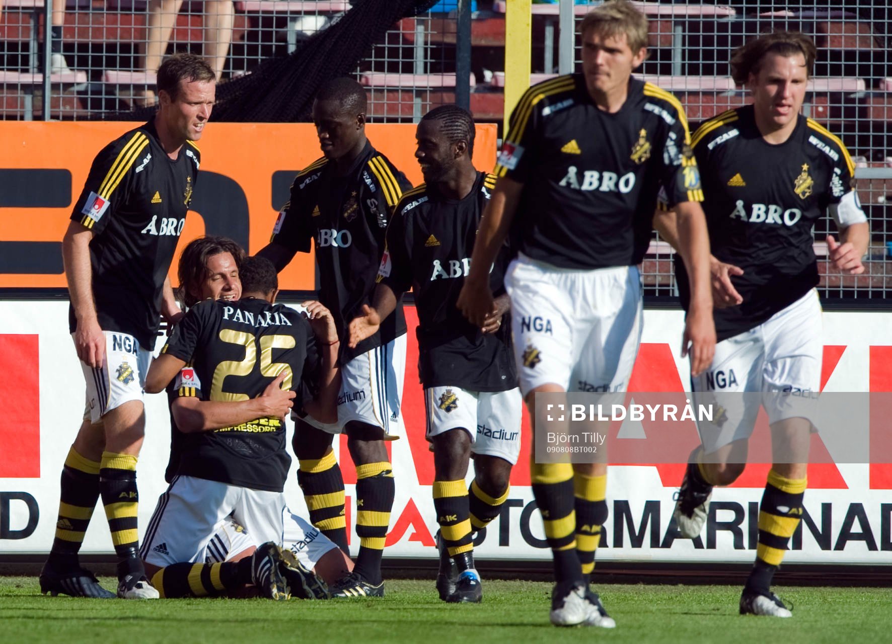 Markus Jonsson,  (1-1) och Iván Obolo, AIK