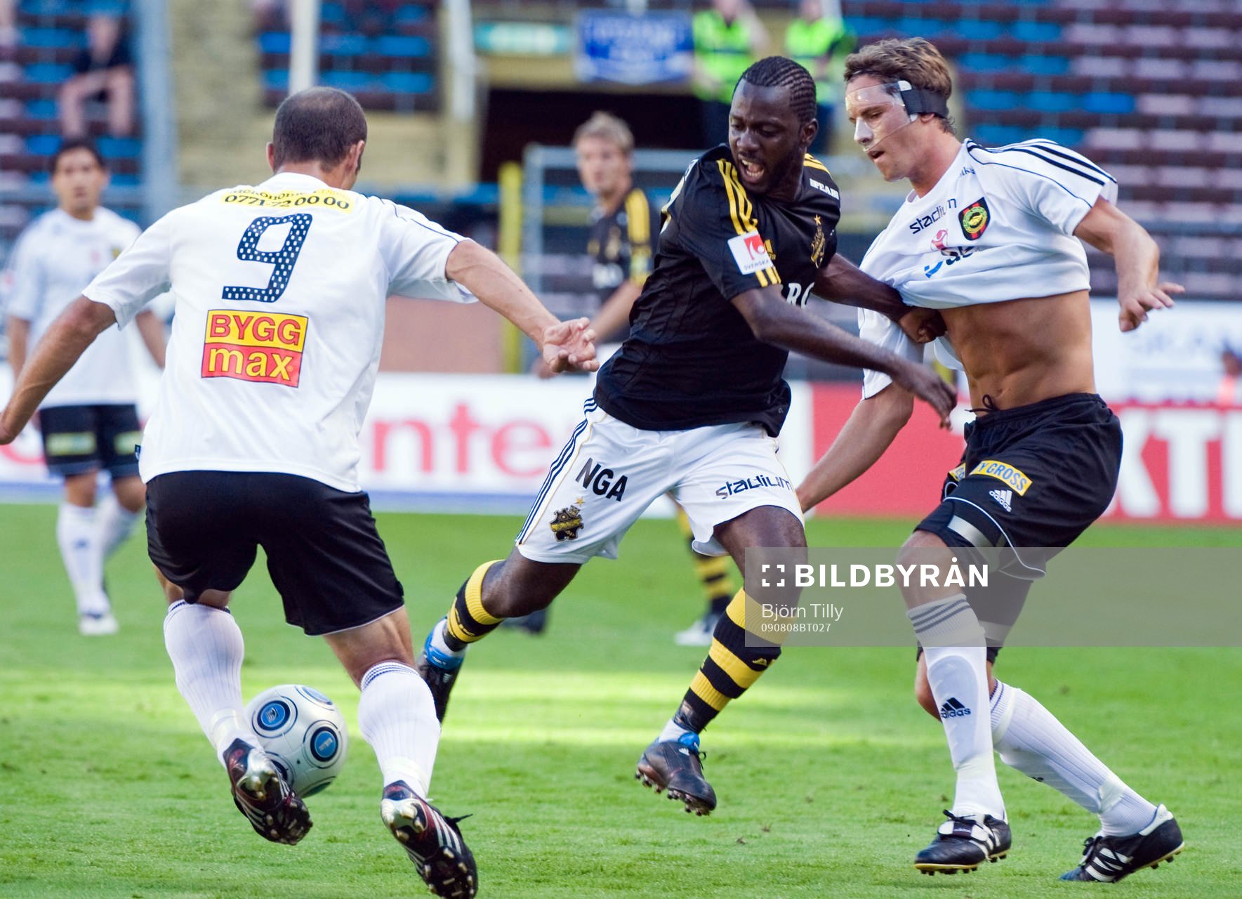 Dulee Johnson, AIK och Philip Haglund, Brommapojkarna