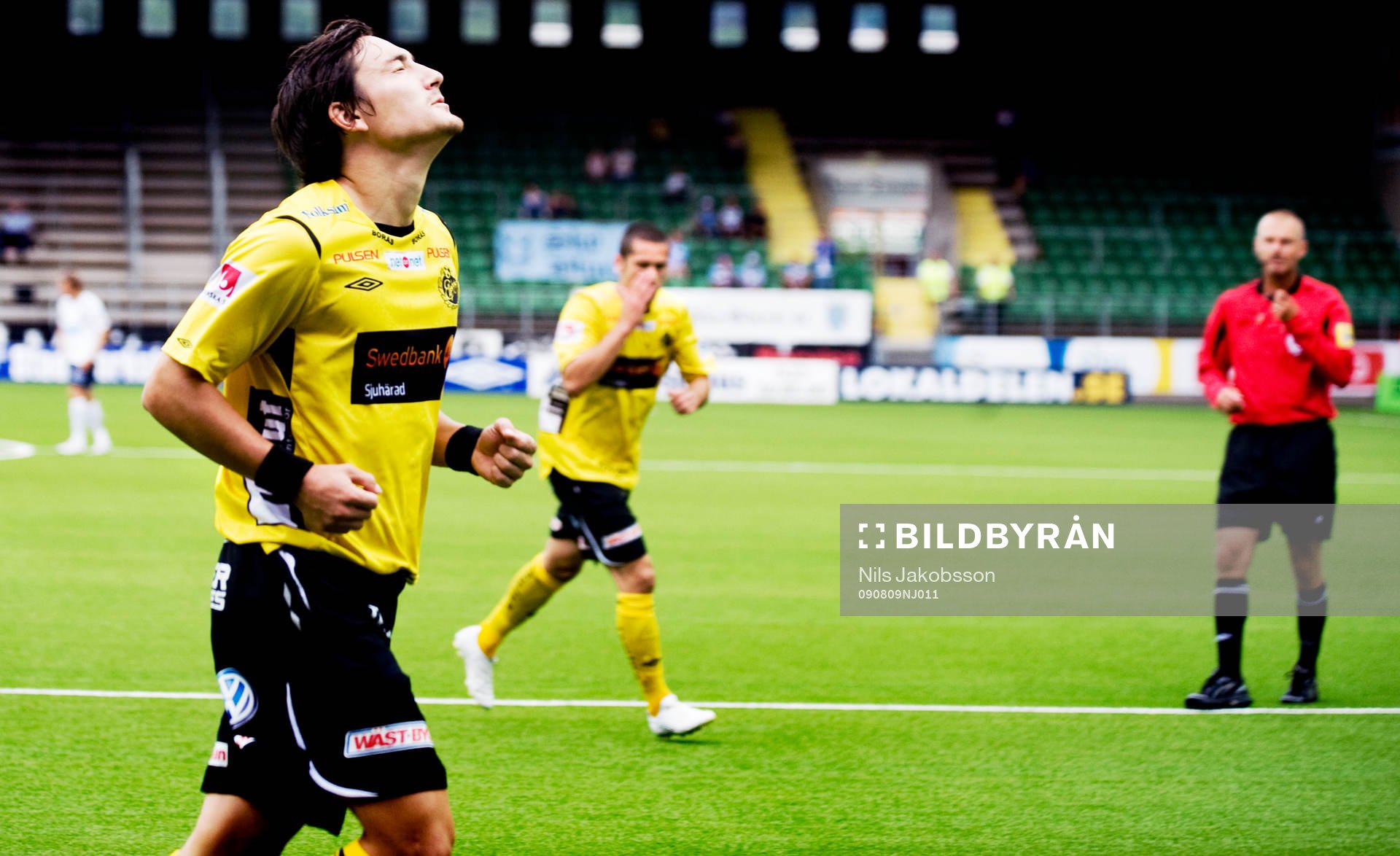 Stefan Ishizaki, Elfsborg,  knyter nävarna