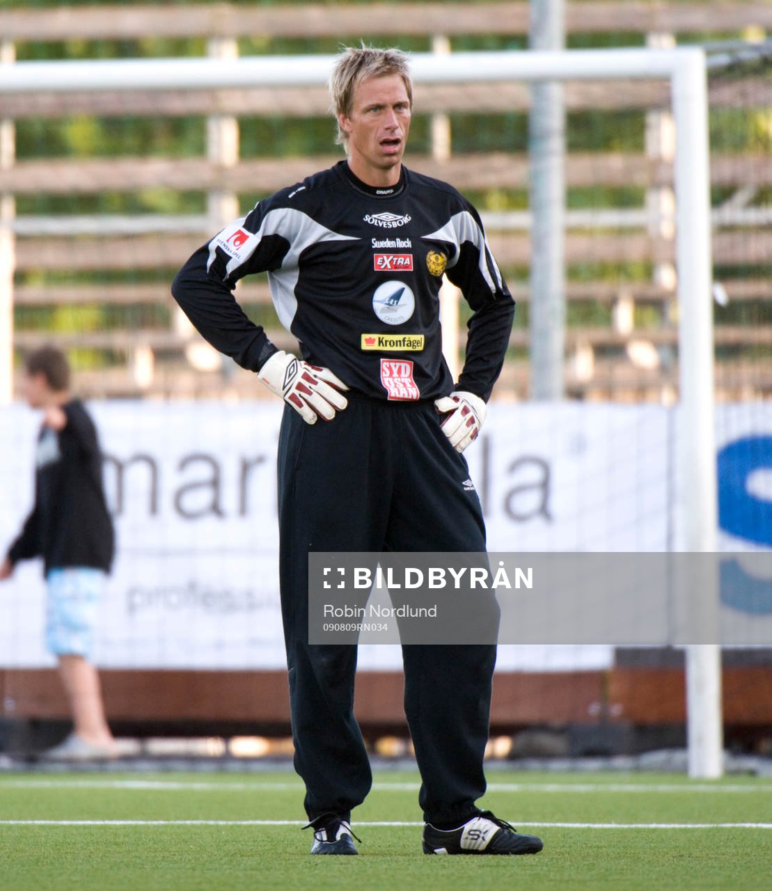 Mattias Asper, Målvakt Mjällby är upprörd