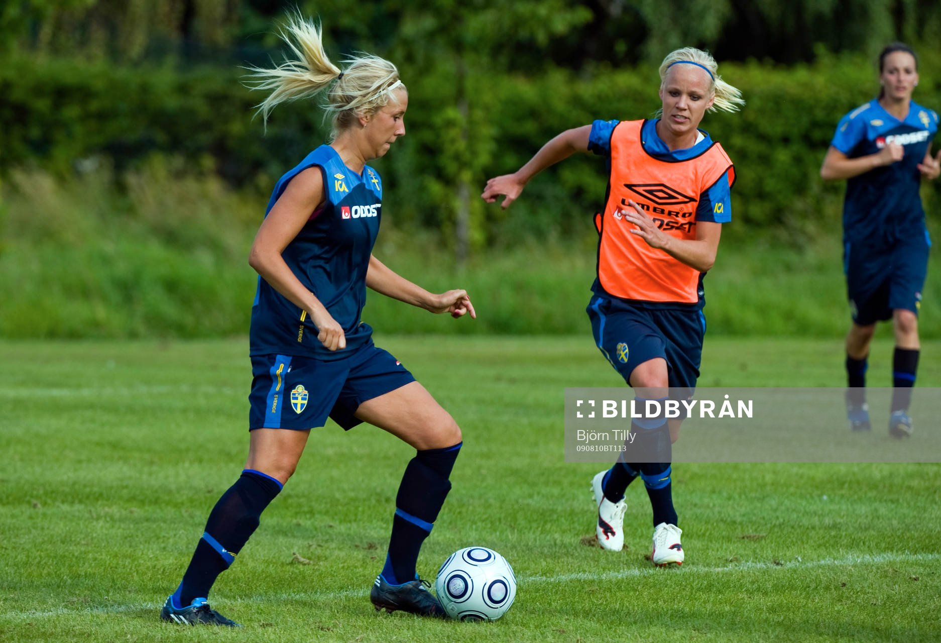 Louise Fors och Caroline Seger, Sverige
