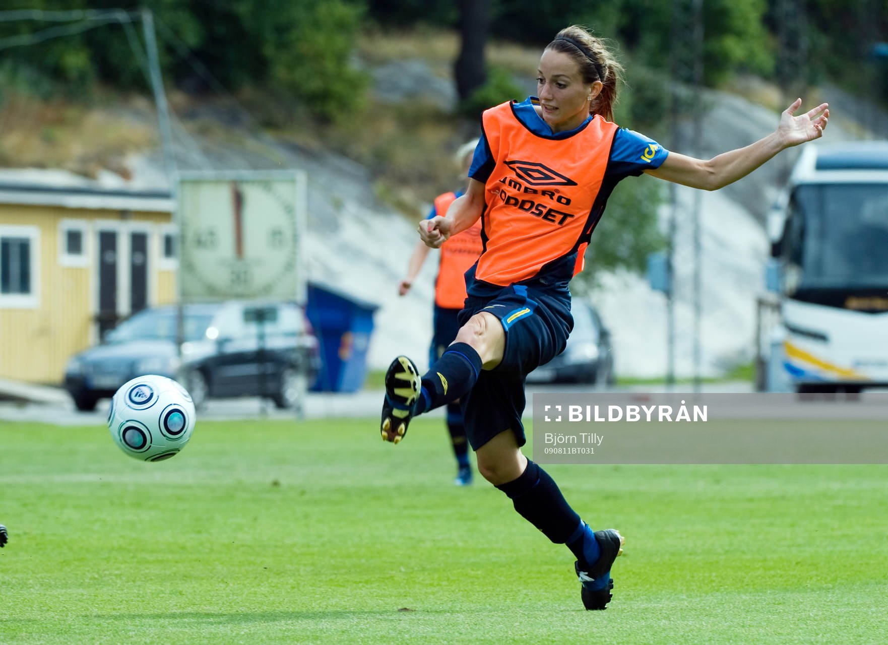 Kosovare Asllani, Sverige